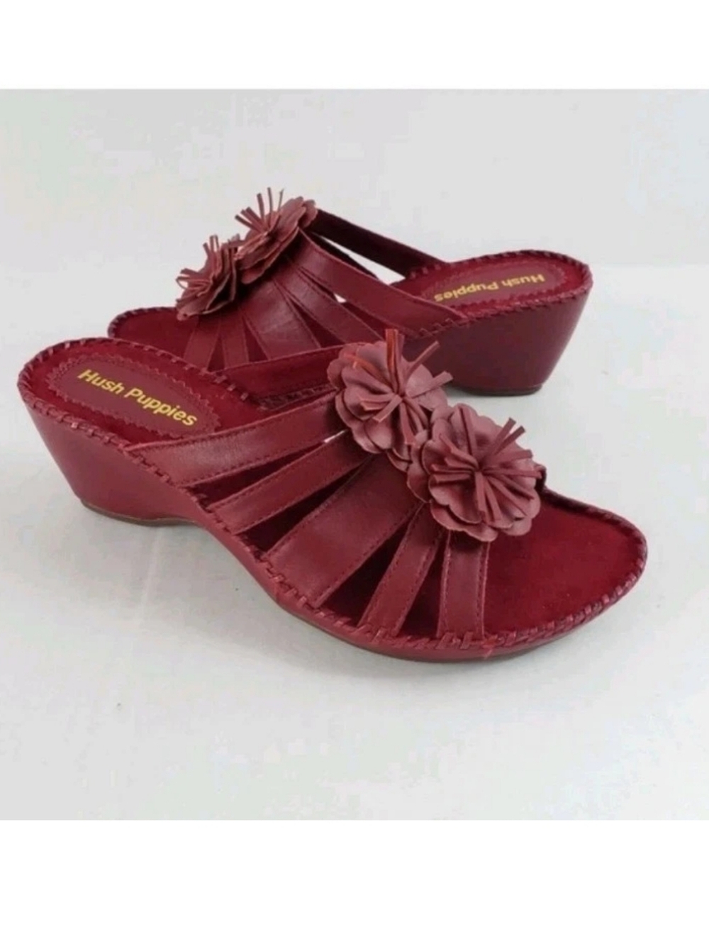 Hush Puppies Women's Gallia Copacabana Wedge Sandal Dark Red Flowers 8.5